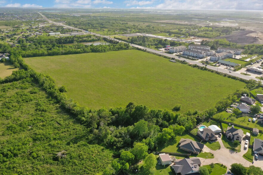 More Photos Of 7800 Farm to Market Road 3180, Baytown Land For Sale