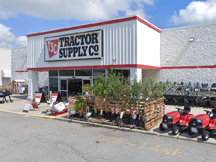 More Photos Of 640 Galleria Dr, Johnstown Freestanding For Sale