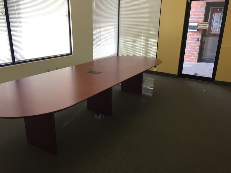 More Photos Of 8200 Sweet Valley Dr, Valley View Research And Development For Lease