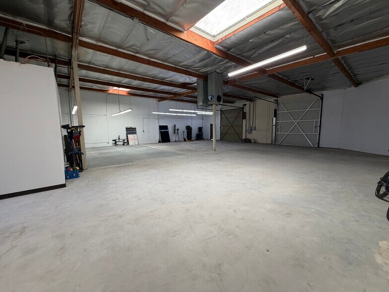 More Photos Of 501 Mercury Ln, Brea Industrial For Sale