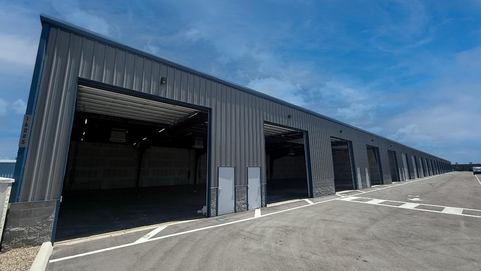 More Photos Of , Fort Myers Flex For Sale