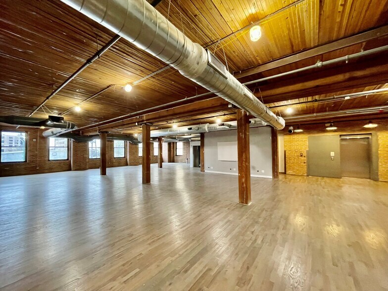 344 N Ogden Ave, Chicago, IL 60607 - Lofts/Showrooms For Lease Cityfeet.com