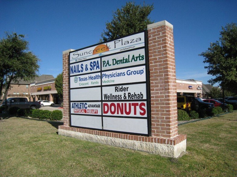 More Photos Of 820 South Alma Drive, Allen Unknown For Lease