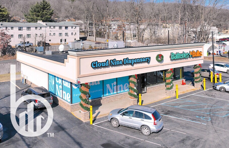 More Photos Of 513 Route 22 W, North Plainfield Freestanding For Sale