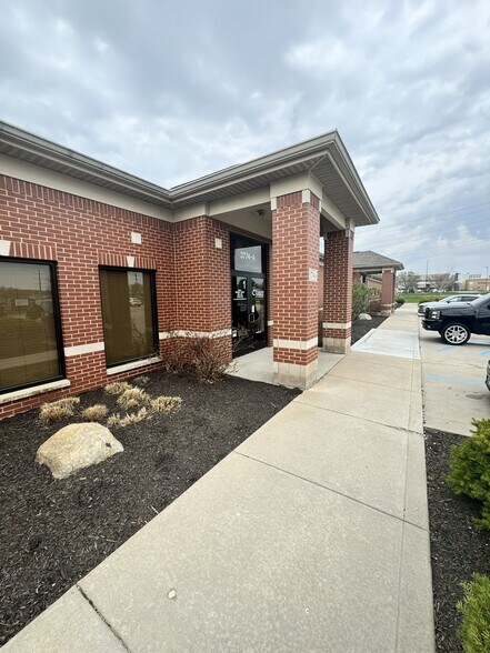 More Photos Of 3774 Bayley Dr, Lafayette Medical For Lease