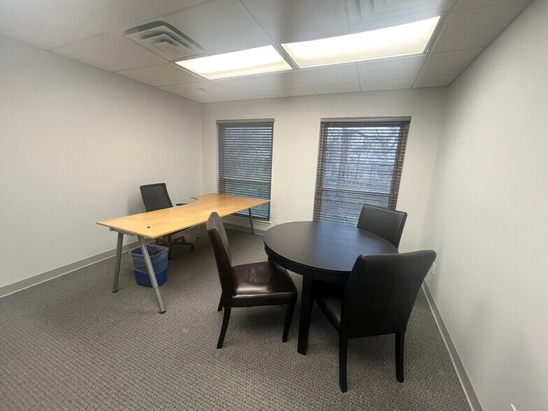 More Photos Of 8401 Shoal Creek Blvd, Austin Office For Lease