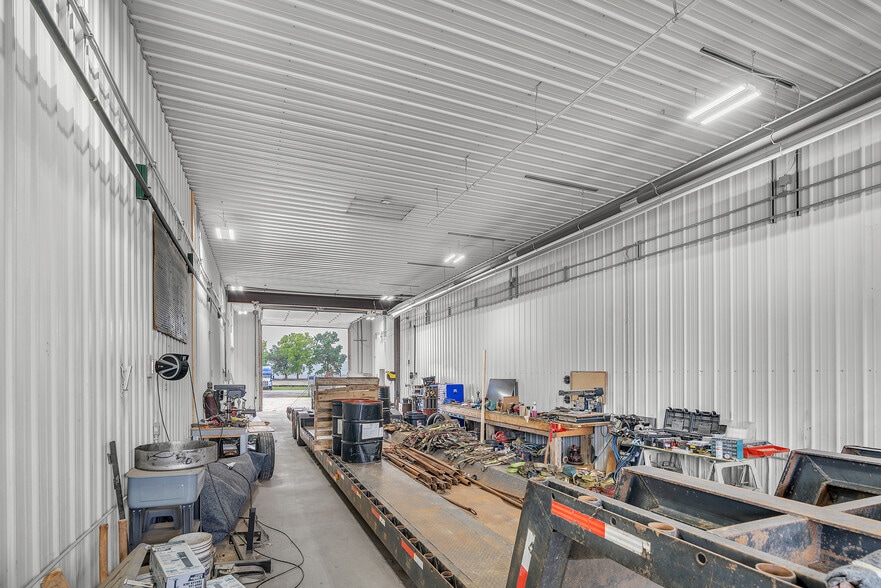 More Photos Of , Elkhart Unknown For Sale