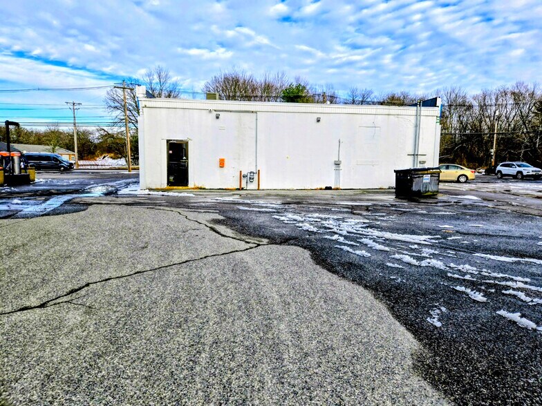 More Photos Of 261 Boston Rd, North Billerica General Retail For Sale