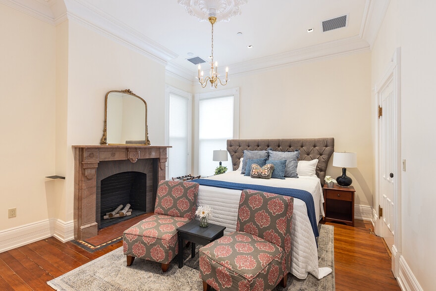 More Photos Of 423 Seminary St, Napa Specialty For Sale