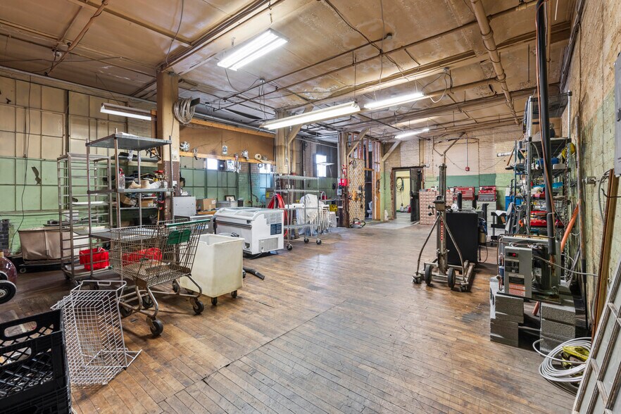 More Photos Of 500 Bridge St, Weissport Restaurant For Sale