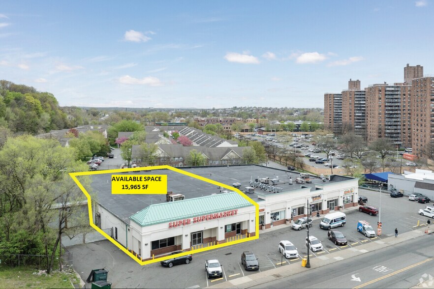 More Photos Of 160 W Broadway, Paterson Unknown For Lease