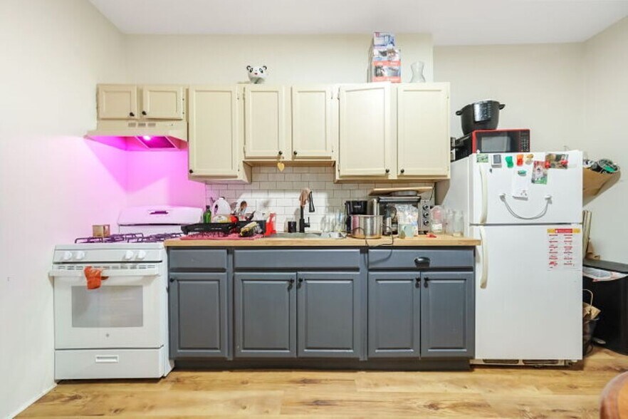 More Photos Of 743 Harrison Ave, Harrison Storefront Retail Residential For Sale