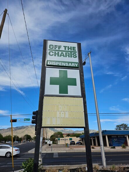 More Photos Of 8920 Menaul Blvd, Albuquerque Convenience Store For Sale