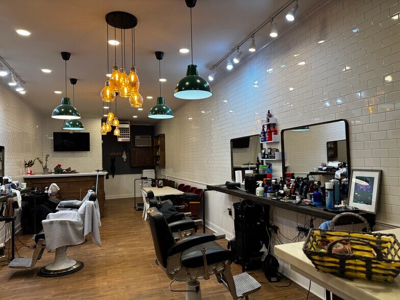 Primary Photo Of 2696B Merrick Rd, Bellmore General Retail For Sale