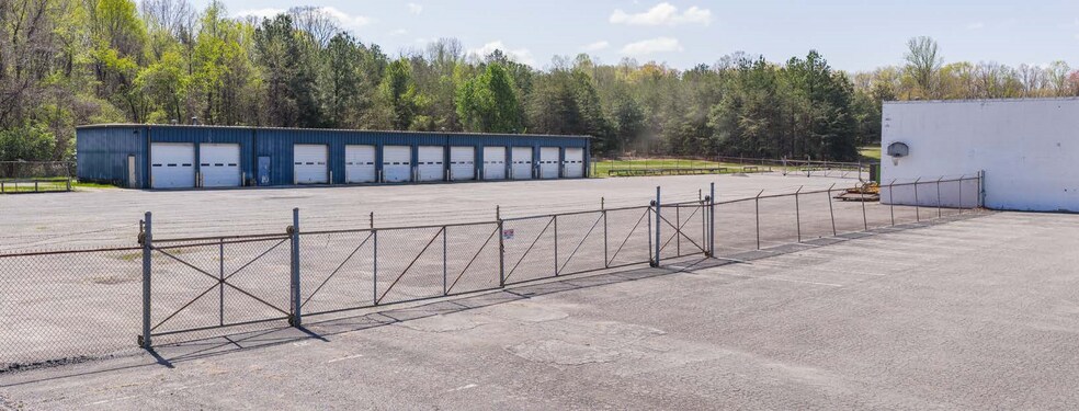 More Photos Of 1873 S Amherst Hwy, Amherst Auto Dealership For Sale