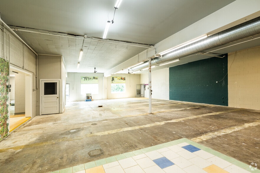 More Photos Of 7074 W State Road 28, Elwood Warehouse For Sale