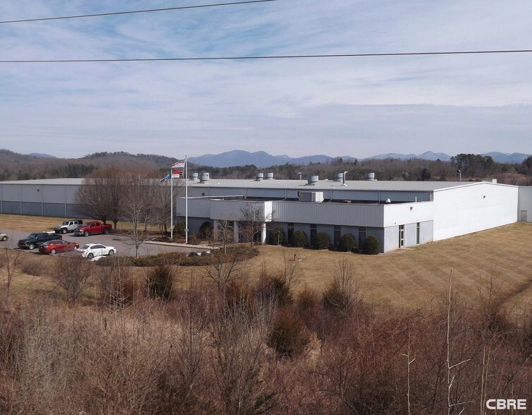 Primary Photo Of 324 Industrial Park Rd, Franklin Manufacturing For Lease