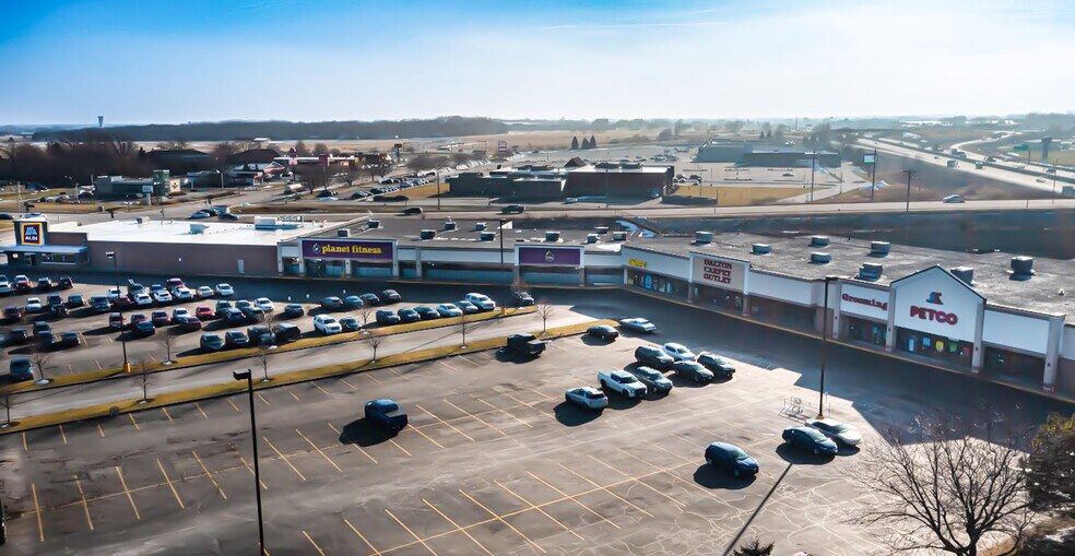 More Photos Of 1900-1964 S Koeller St, Oshkosh Unknown For Lease