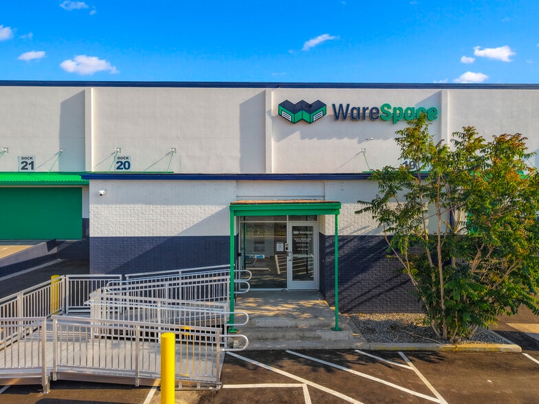 More Photos Of 5150 Colorado Blvd, Denver Self Storage For Lease