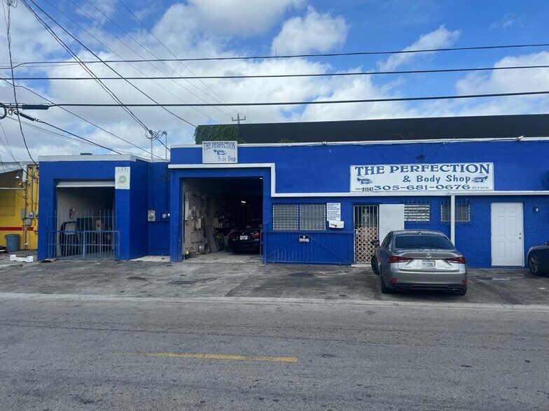 More Photos Of 1081 E 47th St, Hialeah Service Station For Sale