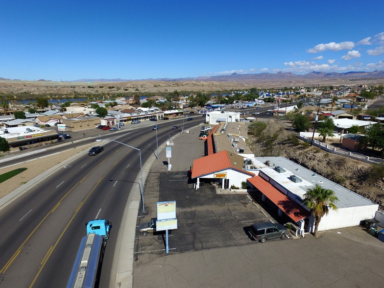 More Photos Of 1960 Highway 95, Bullhead City Storefront Retail Office For Lease