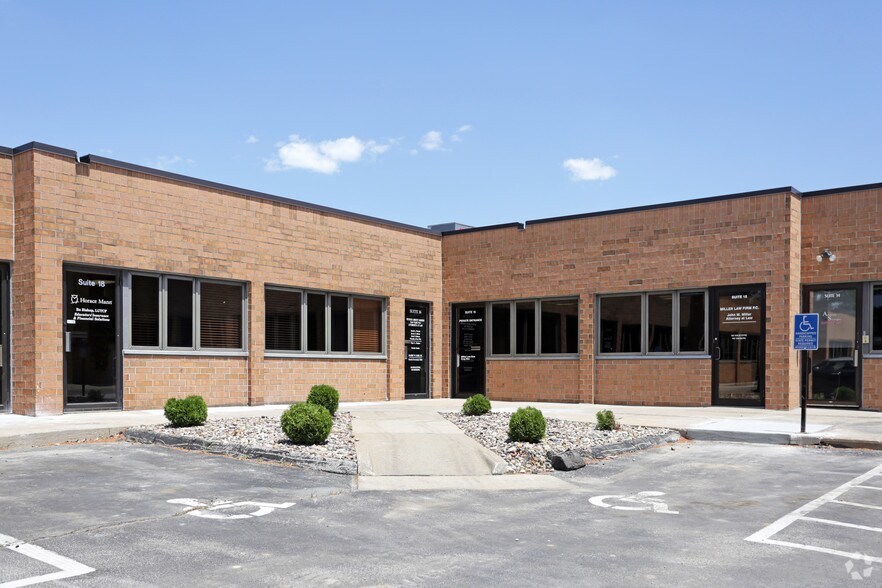 More Photos Of 974 73rd St, West Des Moines Medical For Sale