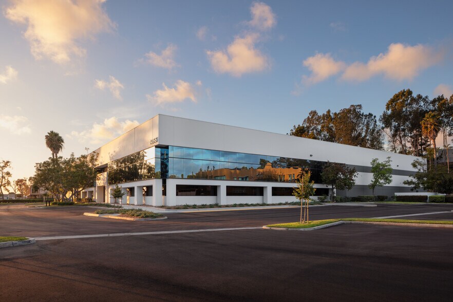 More Photos Of 4056 Calle Platino, Oceanside Warehouse For Lease