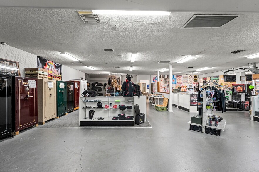 More Photos Of 6123 Ridge Rd, Port Richey Freestanding For Sale