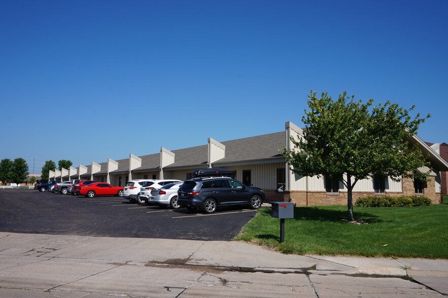 More Photos Of 2550 N Diers Ave, Grand Island Office For Lease