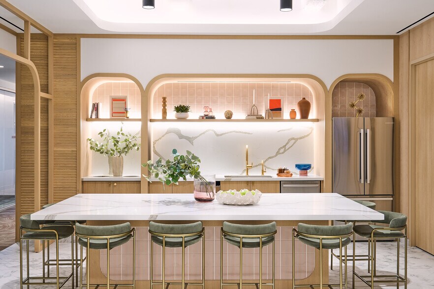 More Photos Of 745 Fifth Ave, New York Office For Lease