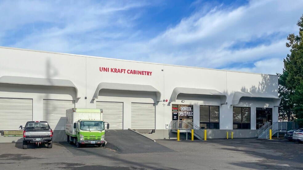 More Photos Of 3571-3599 NW Yeon Ave, Portland Unknown For Lease