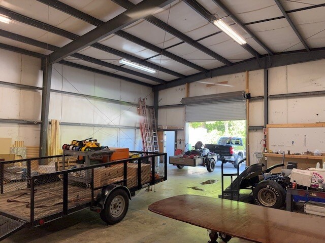 More Photos Of 4045 S Access Rd, Chattanooga Warehouse For Lease