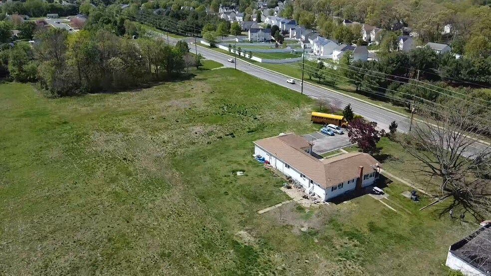 More Photos Of 871 Corkery Ln, Williamstown Apartments For Sale