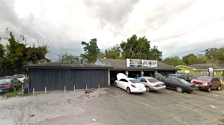 Primary Photo Of 6678 Martin Luther King Jr Blvd, Houston Auto Repair For Sale