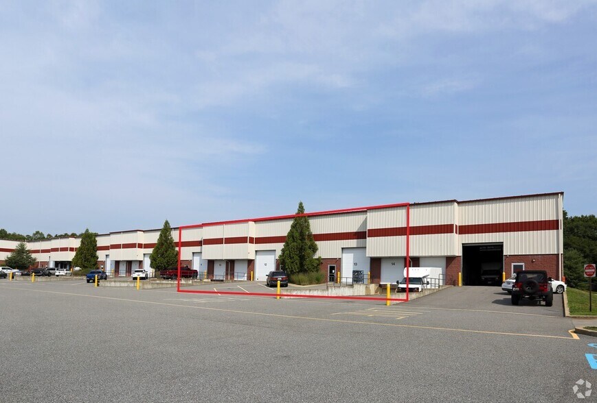 Primary Photo Of 20 Tyler Way, Newark Warehouse For Lease