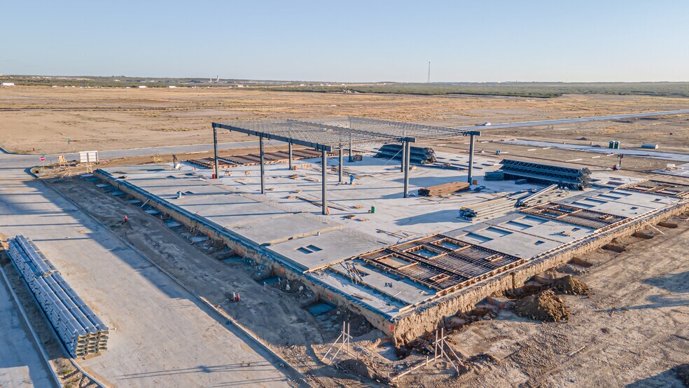 More Photos Of Maritime Loop, Laredo Warehouse For Sale