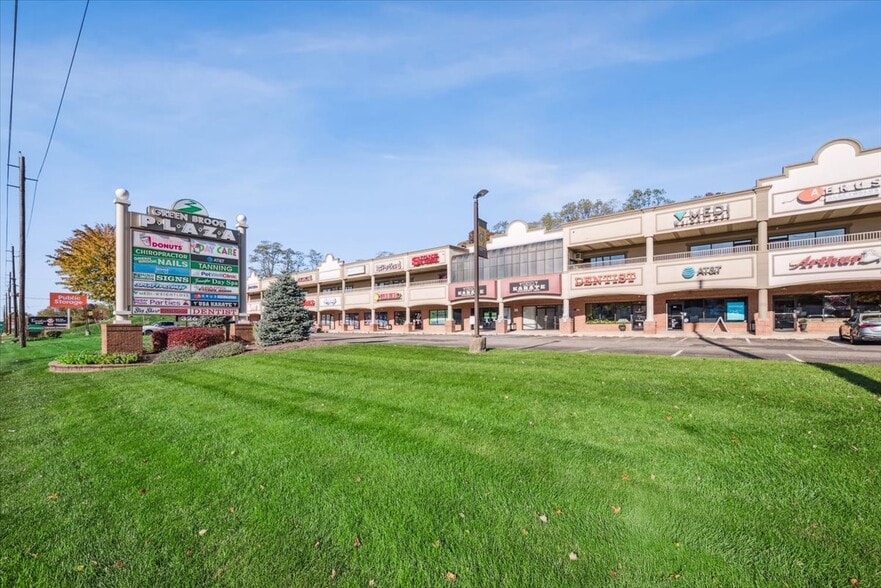 Primary Photo Of 326 Us Highway 22, Green Brook Unknown For Lease