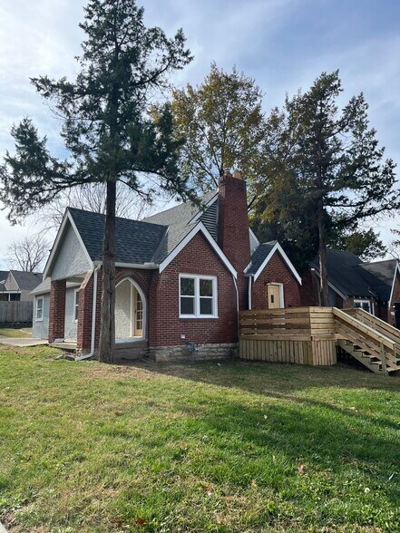 More Photos Of , Kansas City Multifamily For Sale