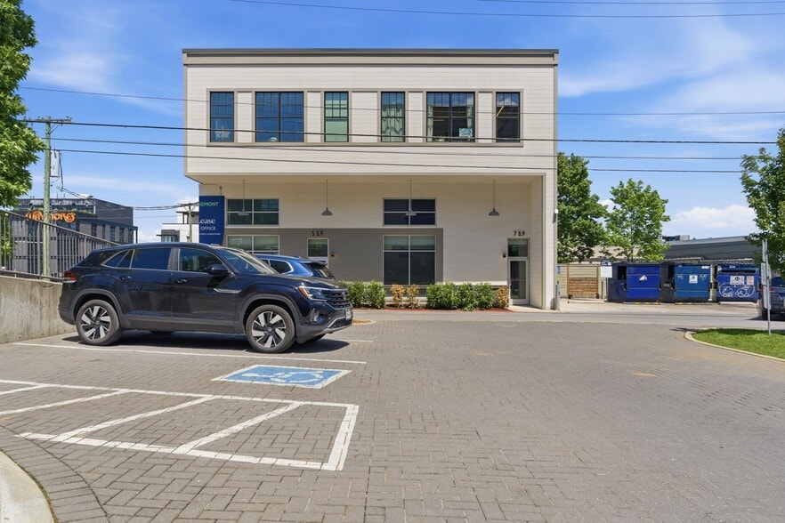 More Photos Of 901 Woodland St, Nashville Office For Lease