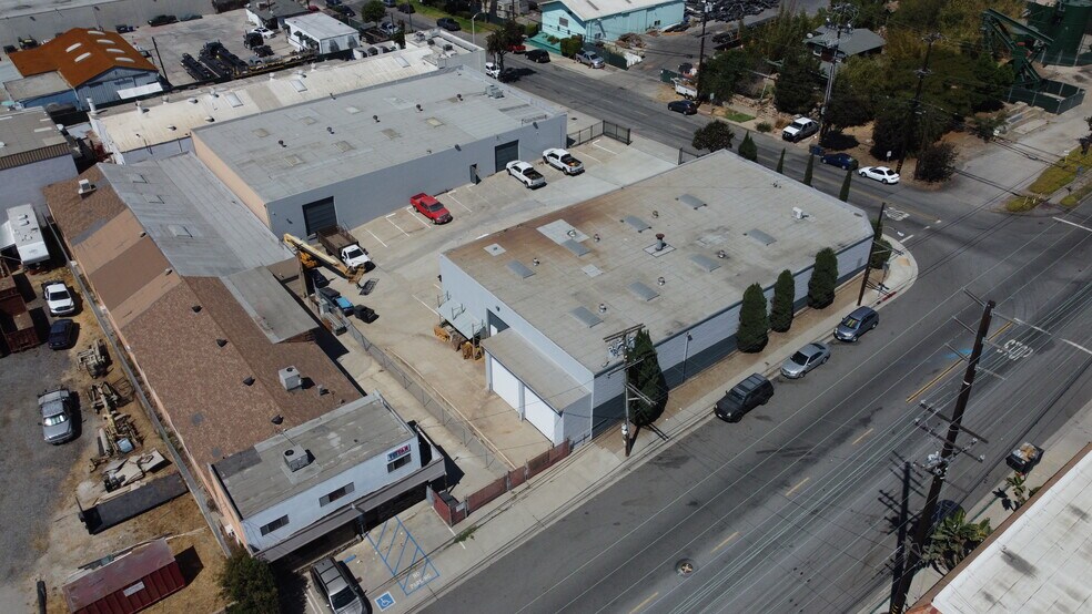 More Photos Of , Signal Hill Industrial For Sale