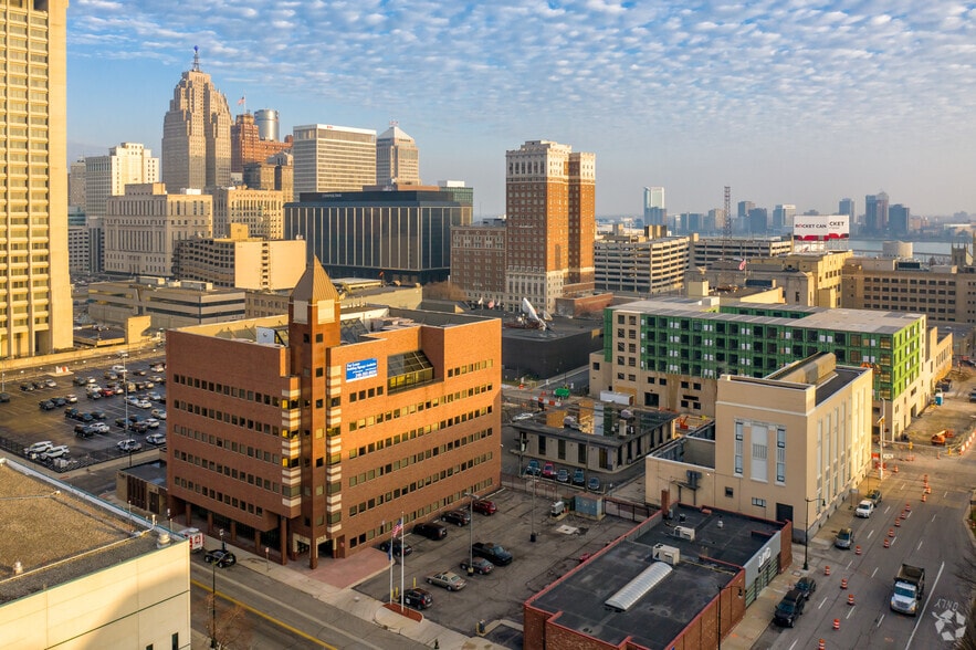 More Photos Of 613 Abbott St, Detroit Office For Lease