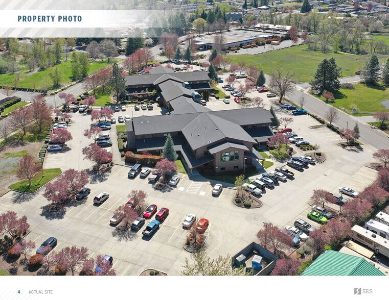 More Photos Of 700 SW Ramsey Ave, Grants Pass Medical For Sale