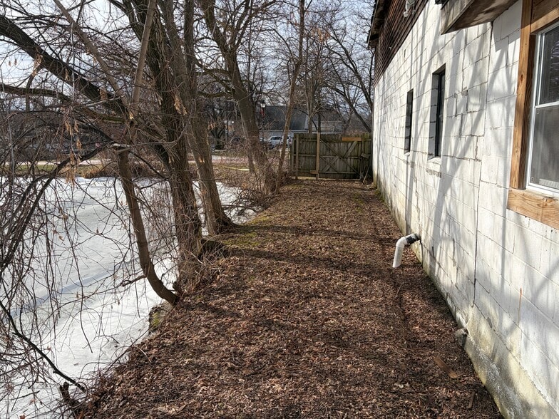 More Photos Of 112 Mill St, Linden Warehouse For Sale