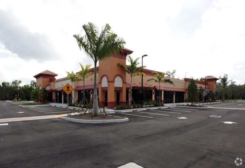 More Photos Of 19970-19976 S Tamiami Trl, Estero Storefront Retail Office For Lease