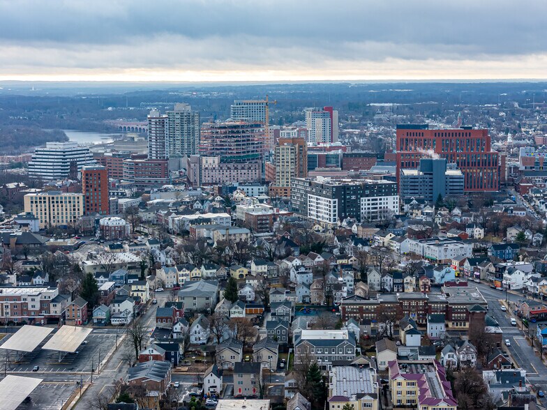 More Photos Of 60 Huntington St, New Brunswick Apartments For Sale