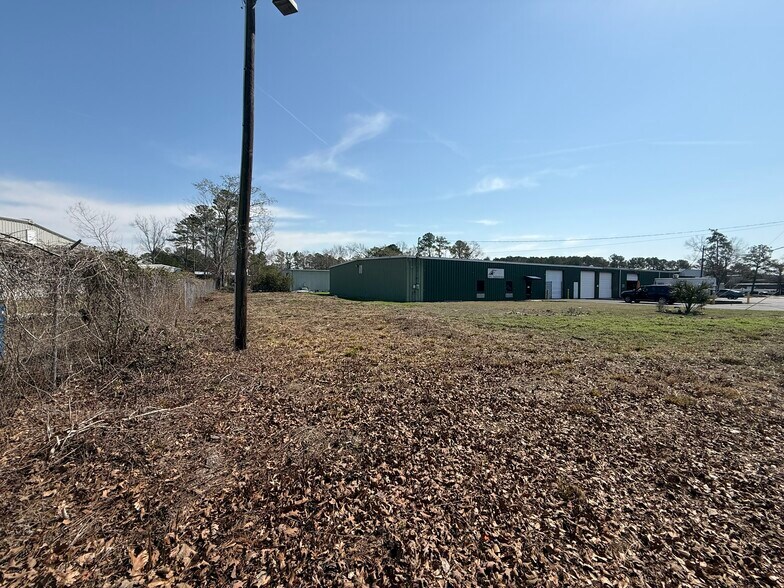 More Photos Of 3280 Industry Dr, North Charleston Warehouse For Lease