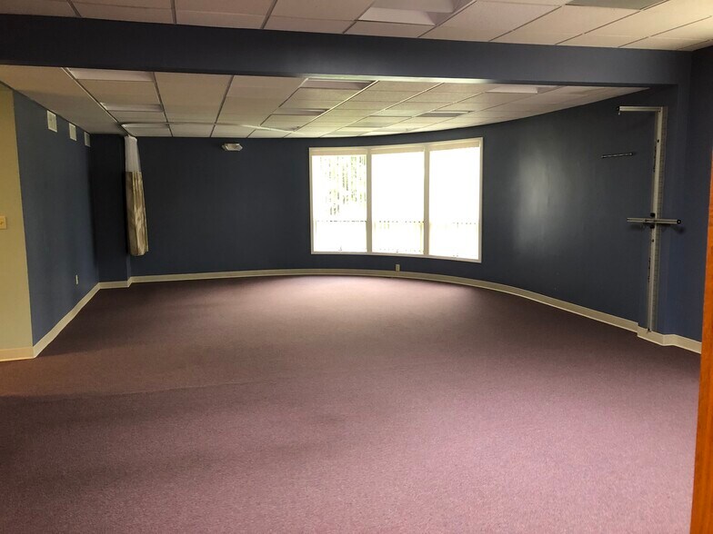 More Photos Of 1510 Cornwall Rd, Lebanon Medical For Sale