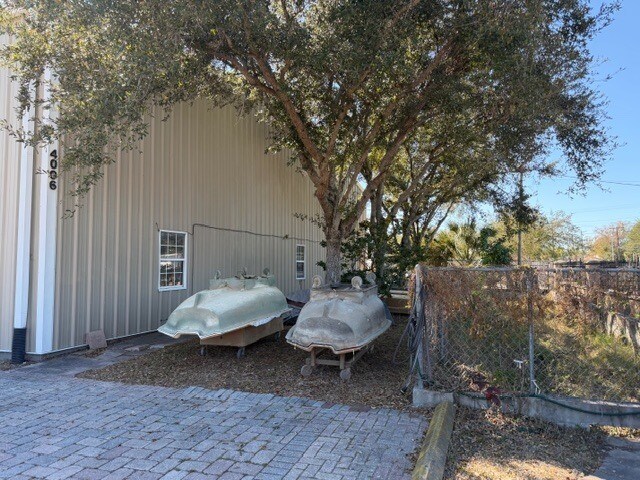 More Photos Of 4006 W Cayuga, Tampa Warehouse For Sale