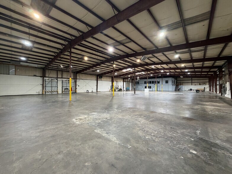 More Photos Of 144 Industrial Dr, Forest City Warehouse For Lease