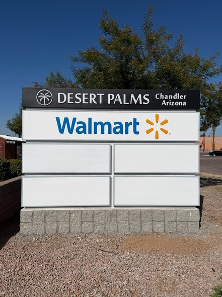 More Photos Of 2055 N Alma School Rd, Chandler Unknown For Lease